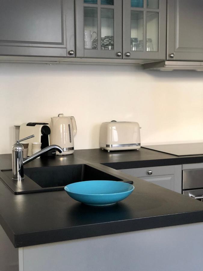 Charming And Modernly Designed 2 Bedroom - Old Town Αντίμπ Εξωτερικό φωτογραφία