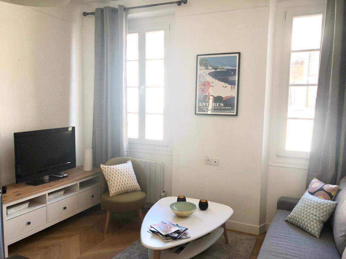 Charming And Modernly Designed 2 Bedroom - Old Town Αντίμπ Εξωτερικό φωτογραφία